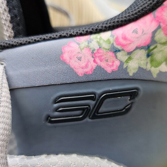 Under Armour Women Shoes Stephen Curry 7 Chinese New Year Floral  Lace Up 6.5Y - Picture 13 of 15
